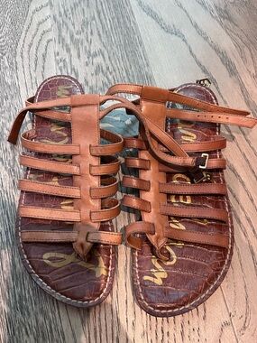 Women’s Strappy Tan Leather Gladiator Sandals